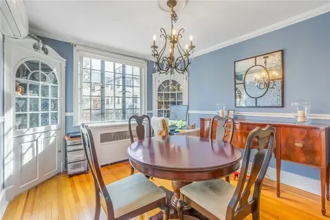 8 Parkway Drive Pelham NY 10803