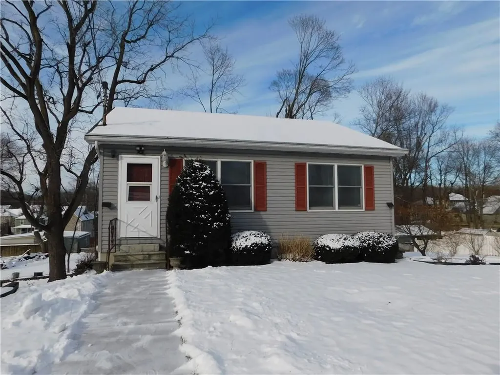 12 Underhill Place Newburgh NY 12550