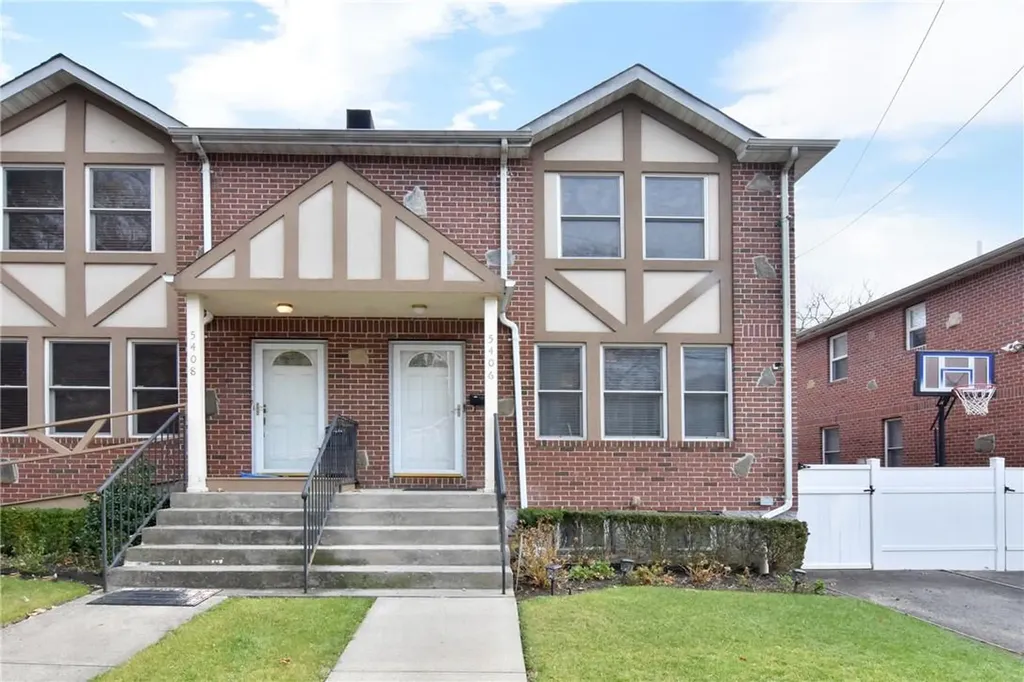 5406 Post Road Bronx NY 10471