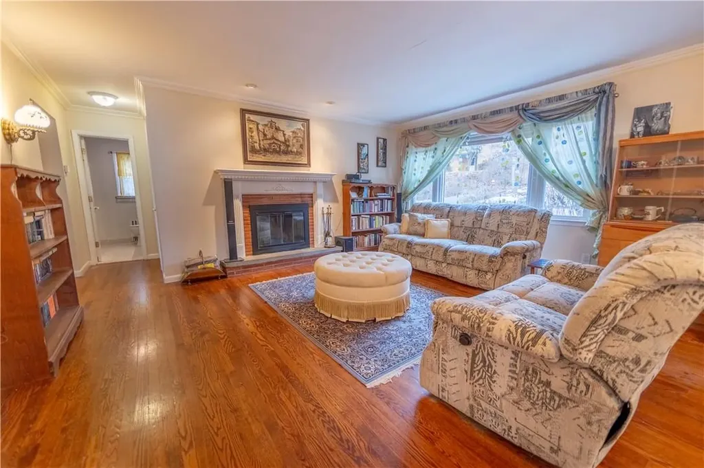 26 Roberts Lane Yonkers NY 10701