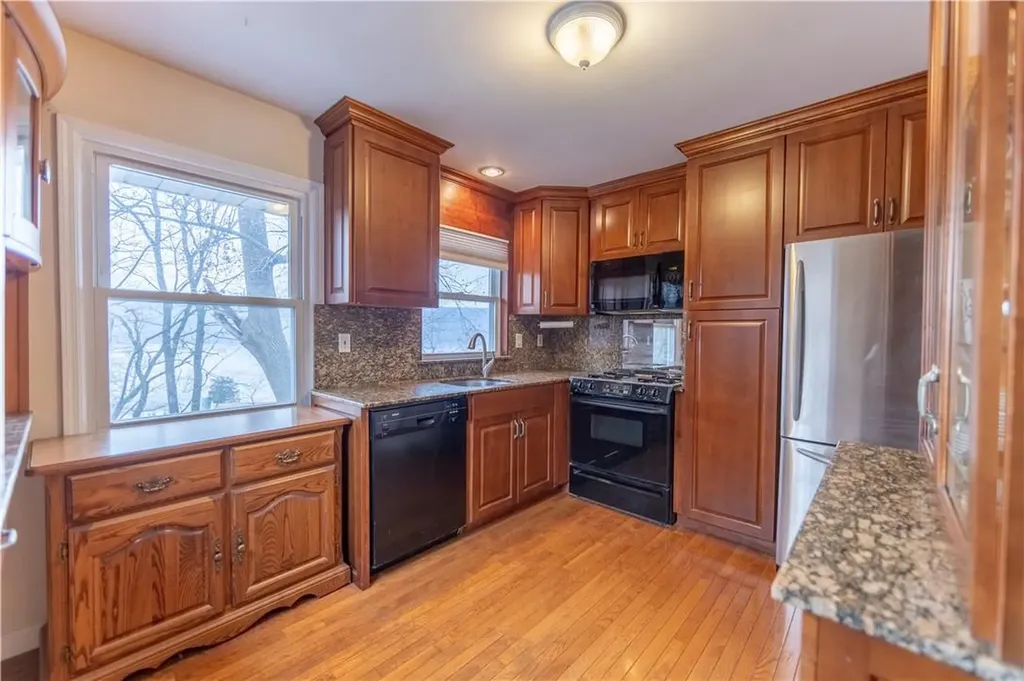 26 Roberts Lane Yonkers NY 10701