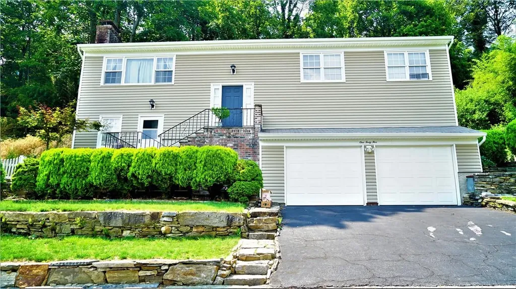 145 Brookdale Drive Yonkers NY 10710