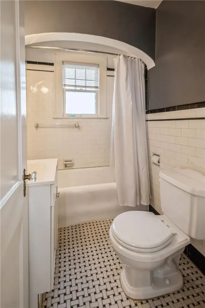 21 Summit Avenue Tappan NY 10983