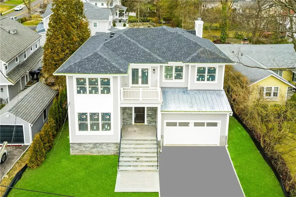 57 Glenn Road Larchmont NY 10538