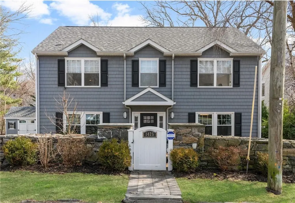 1425 Stoneybrook Avenue Mamaroneck NY 10543