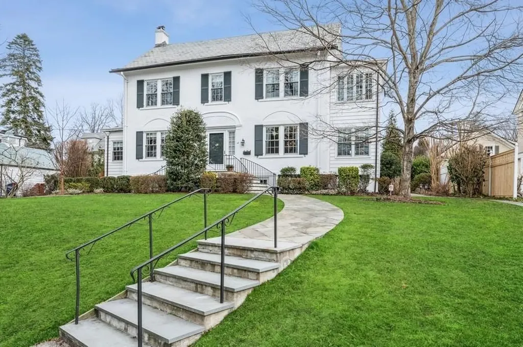 46 Oriole Avenue Bronxville NY 10708