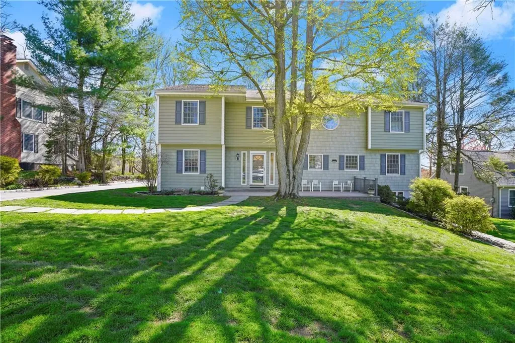 69 Ridgeview Drive Pleasantville NY 10570