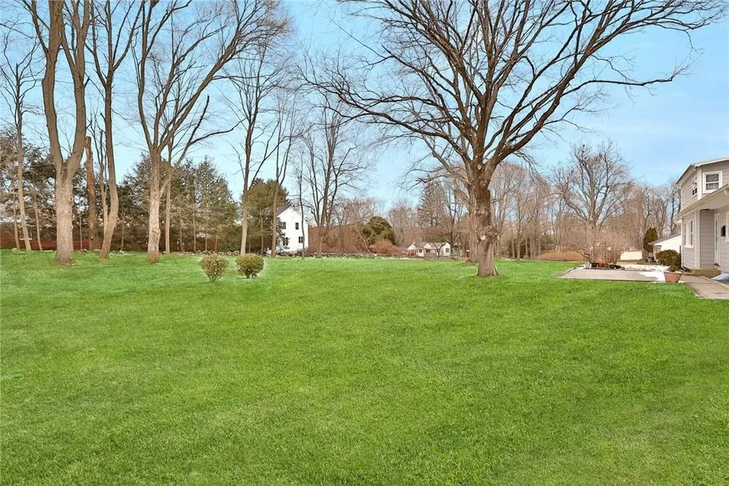 19 Peck Road Mount Kisco NY 10549
