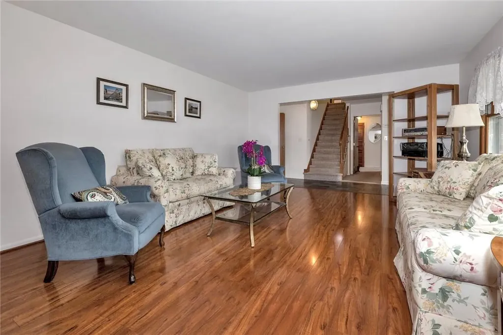 19 Peck Road Mount Kisco NY 10549