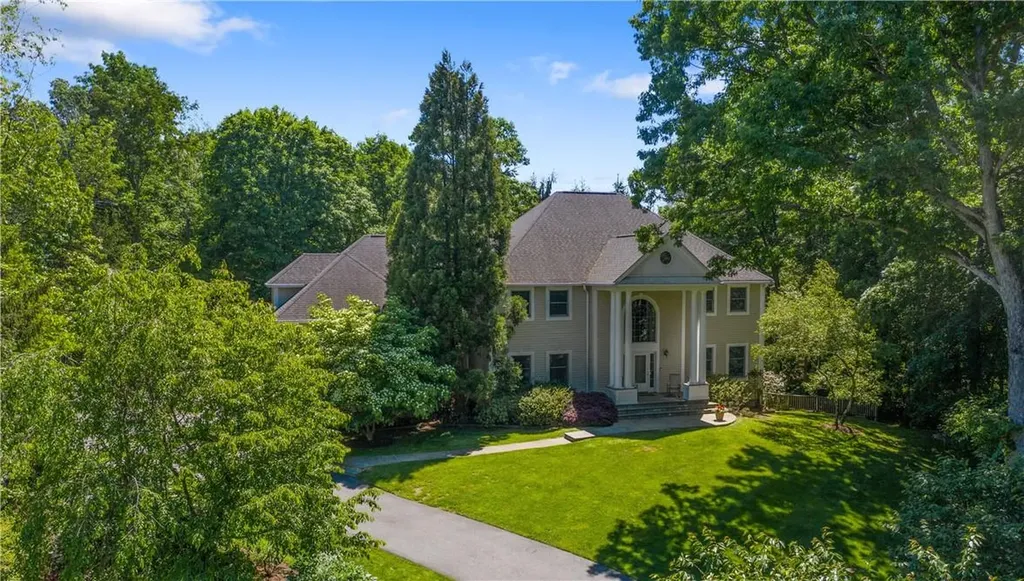7 Boulder Trail Chappaqua NY 10514