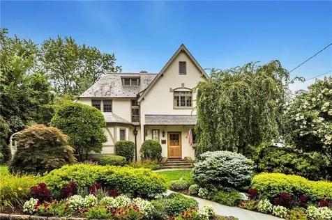 22 Sturgis Road Bronxville NY 10708