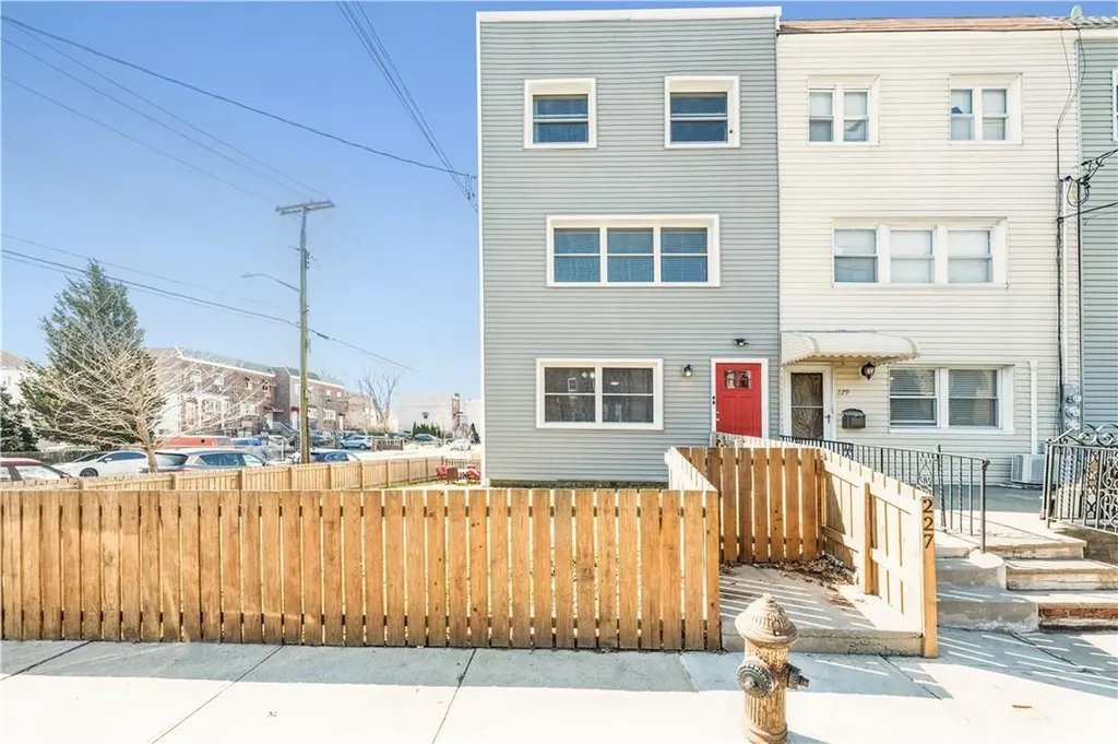 227 Meagher Avenue Bronx NY 10465