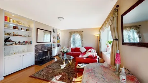 97 S State Road Briarcliff Manor NY 10510