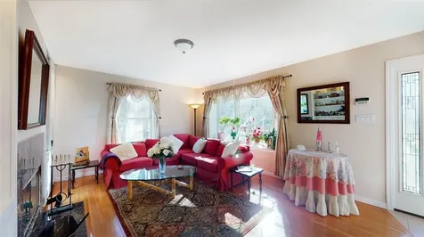 97 S State Road Briarcliff Manor NY 10510