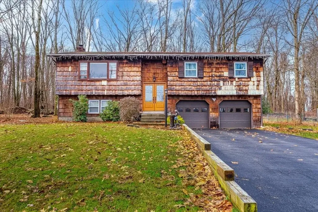 240 Summit Drive New Windsor NY 12553