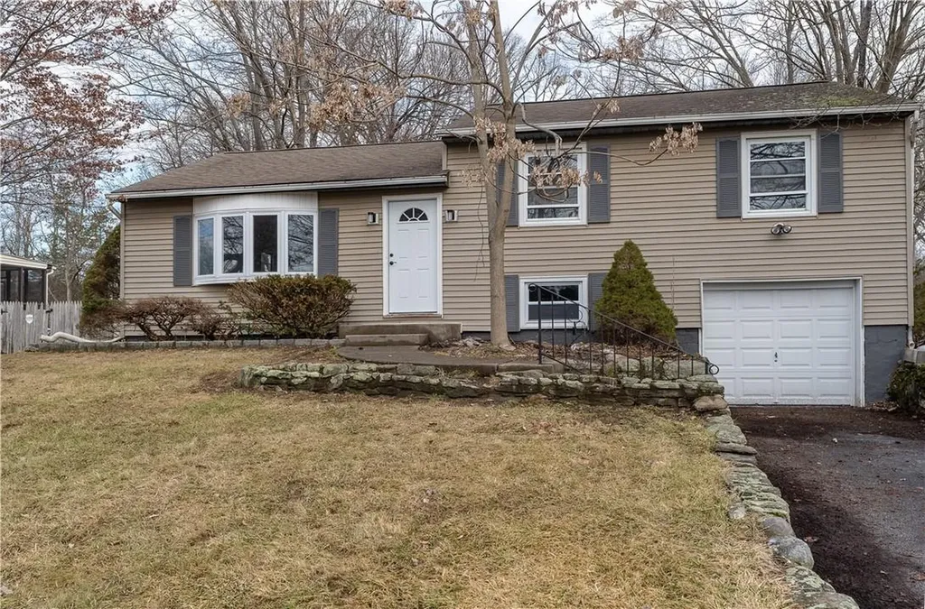 125 Rothenburgh Road Poughkeepsie NY 12603