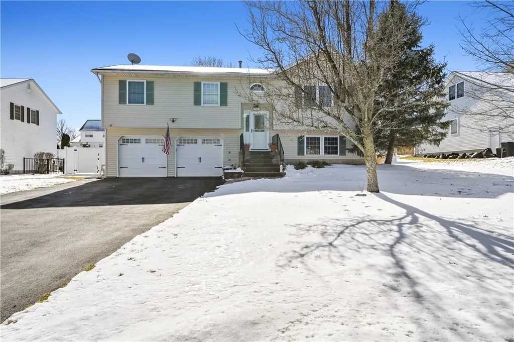 34 Sycamore Drive Montgomery NY 12549