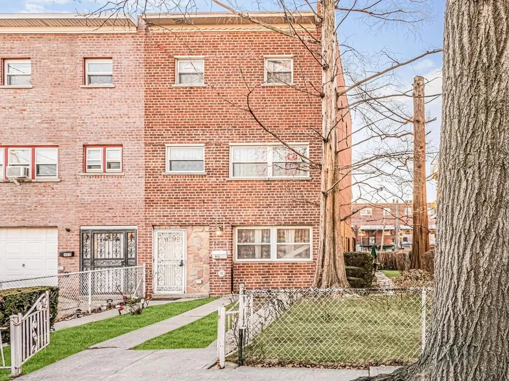 407 Torry Avenue Bronx NY 10473