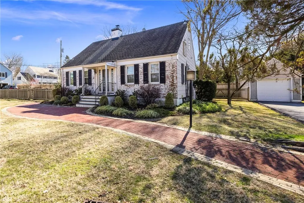431 Rushmore Avenue Mamaroneck NY 10543