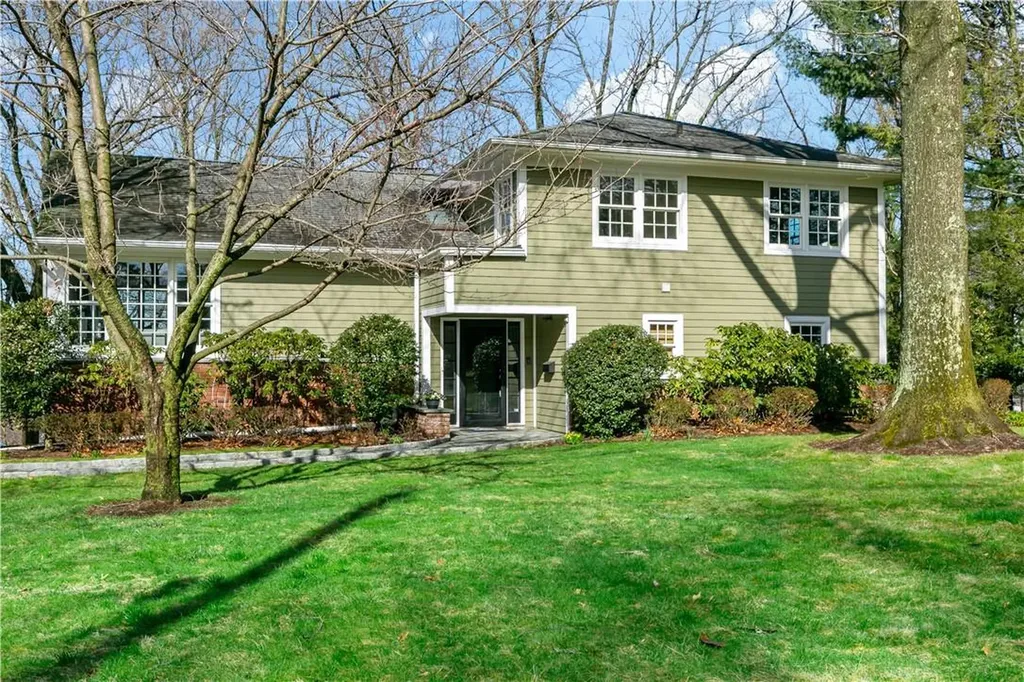 92 Highland Road Scarsdale NY 10583