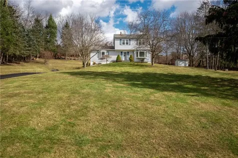 74 Hillside Road Poughquag NY 12570