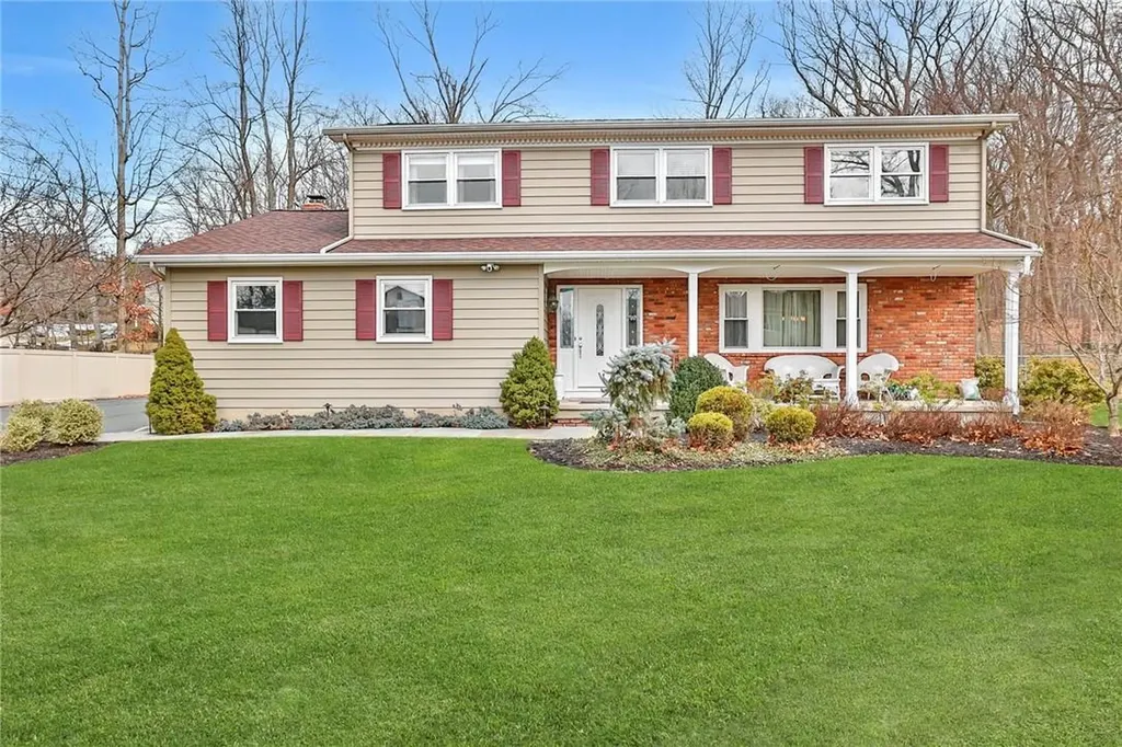 11 Bennett Lane Tappan NY 10983