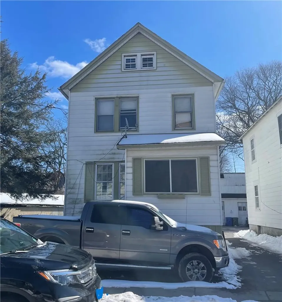 30 Smith Street Middletown NY 10940