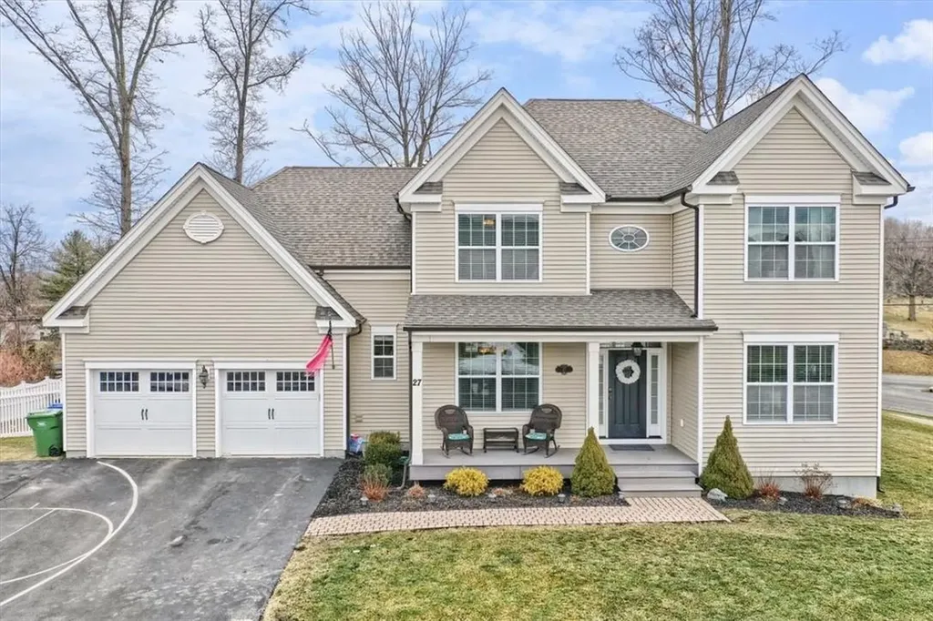 27 Woodmere Circle Goshen NY 10924