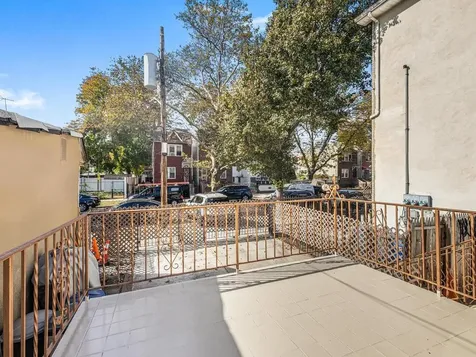 4310 De Reimer Avenue Bronx NY 10466