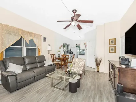 4310 De Reimer Avenue Bronx NY 10466