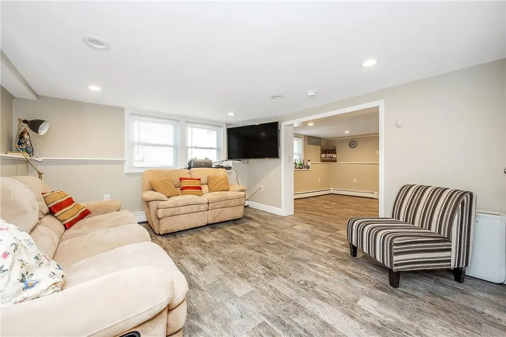 36 Cloverdale Avenue White Plains NY 10603
