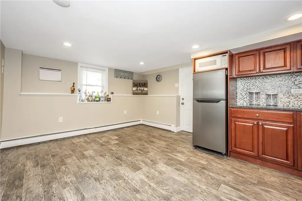 36 Cloverdale Avenue White Plains NY 10603