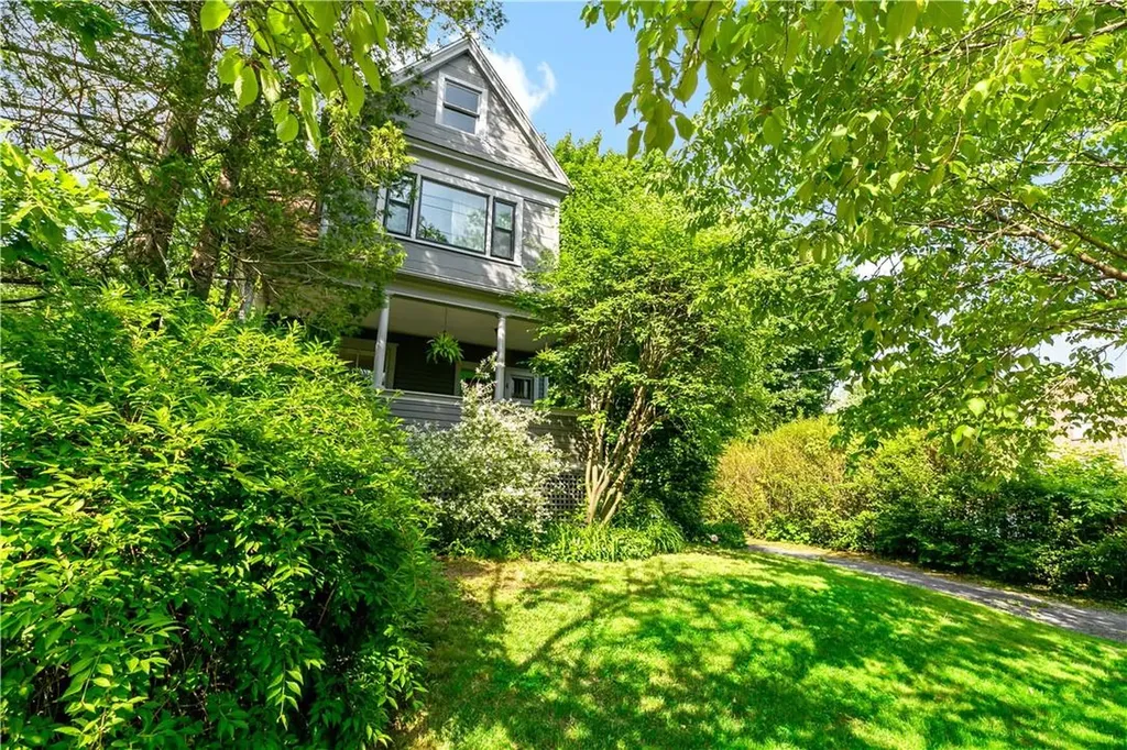 4 Morris Avenue Cold Spring NY 10516