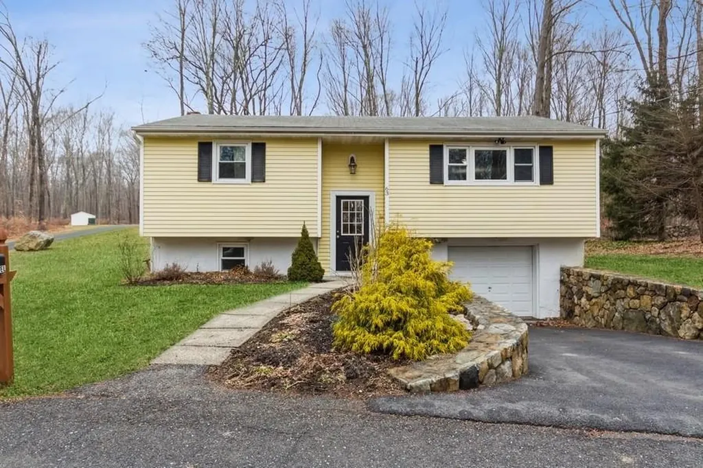 63 Hazel Drive Patterson NY 12563