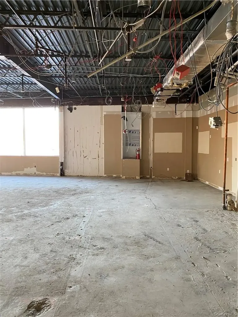 123 E Route 59 Nanuet NY 10954
