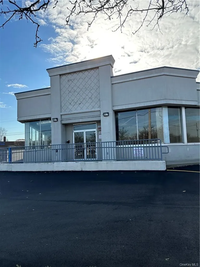 123 E Route 59 Nanuet NY 10954