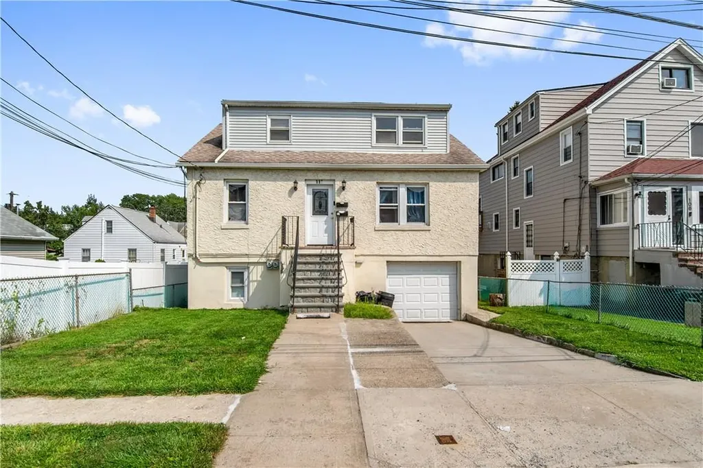 110 Thurton Place Yonkers NY 10704