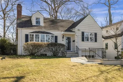 36 Iselin Terrace Larchmont NY 10538