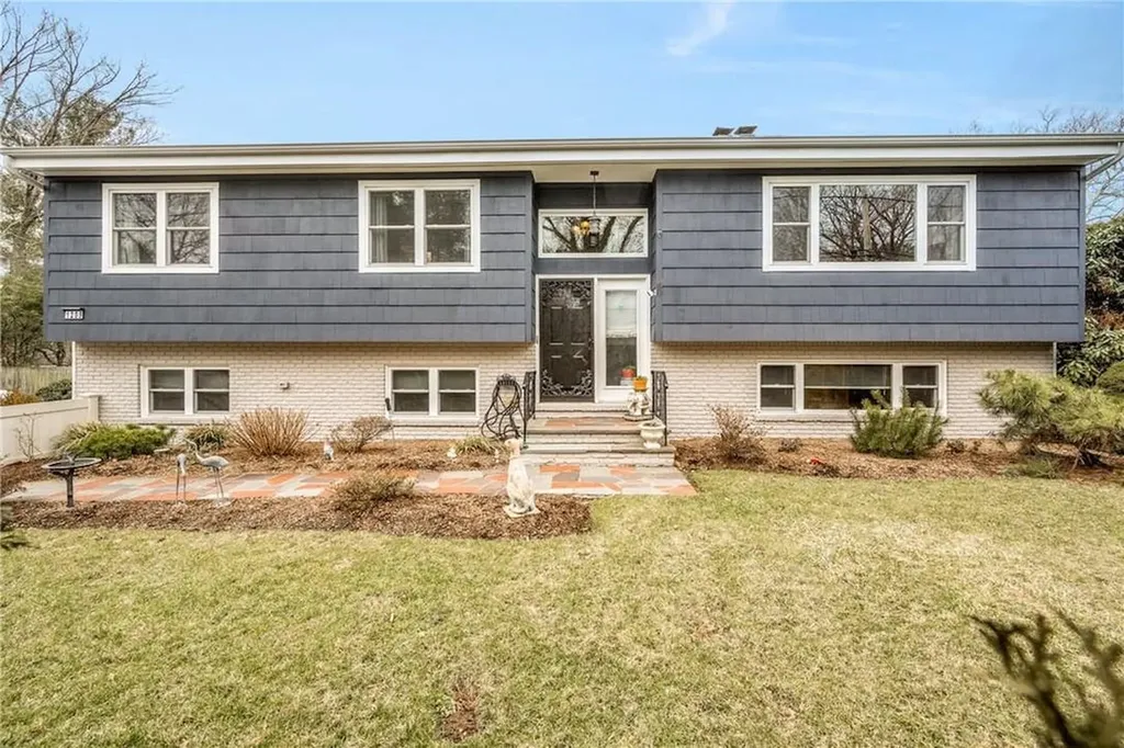 1209 Weaver Street New Rochelle NY 10804