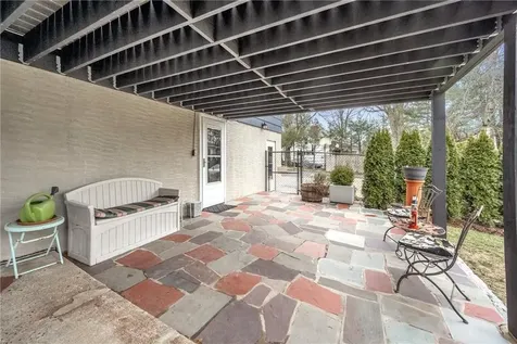 1209 Weaver Street New Rochelle NY 10804