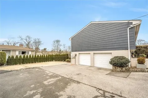 1209 Weaver Street New Rochelle NY 10804