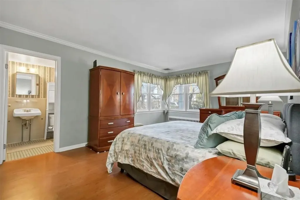 2 W Maple Street Valhalla NY 10595