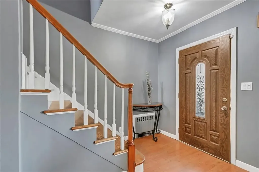 2 W Maple Street Valhalla NY 10595