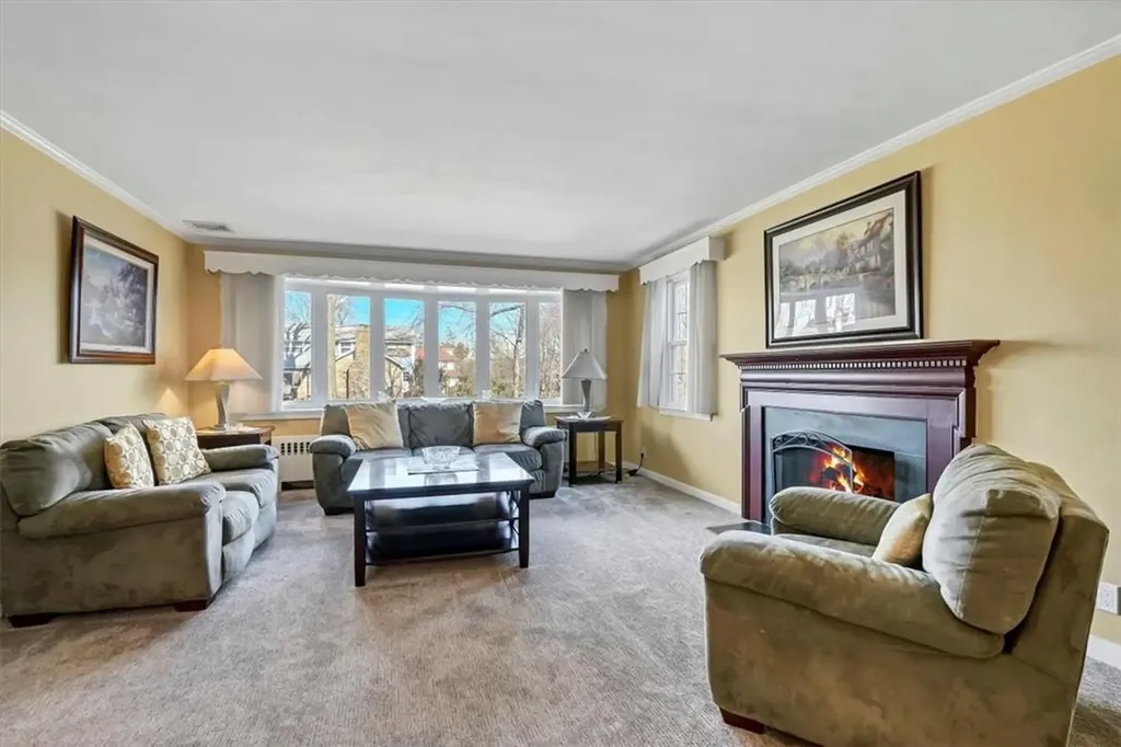 2 W Maple Street Valhalla NY 10595