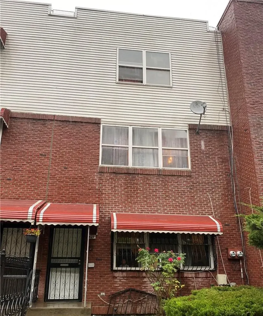 421 E 147th Street Bronx NY 10455