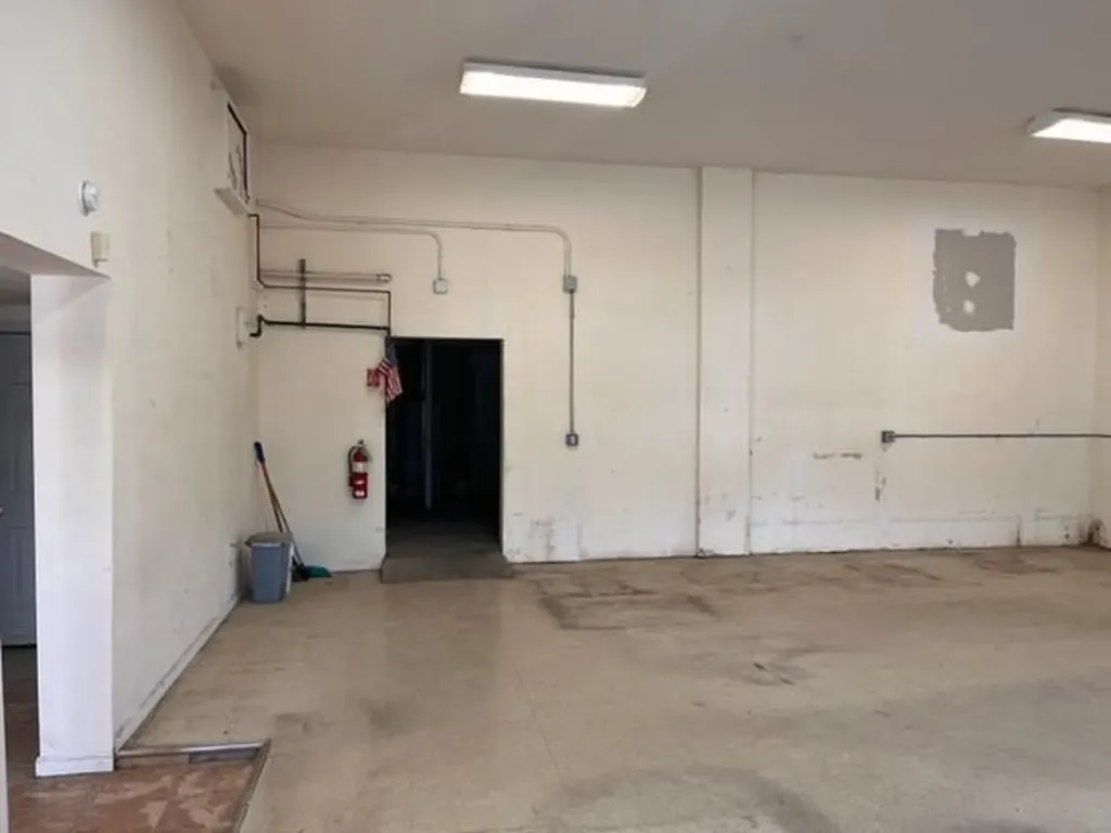 273 Route 17k Newburgh NY 12550