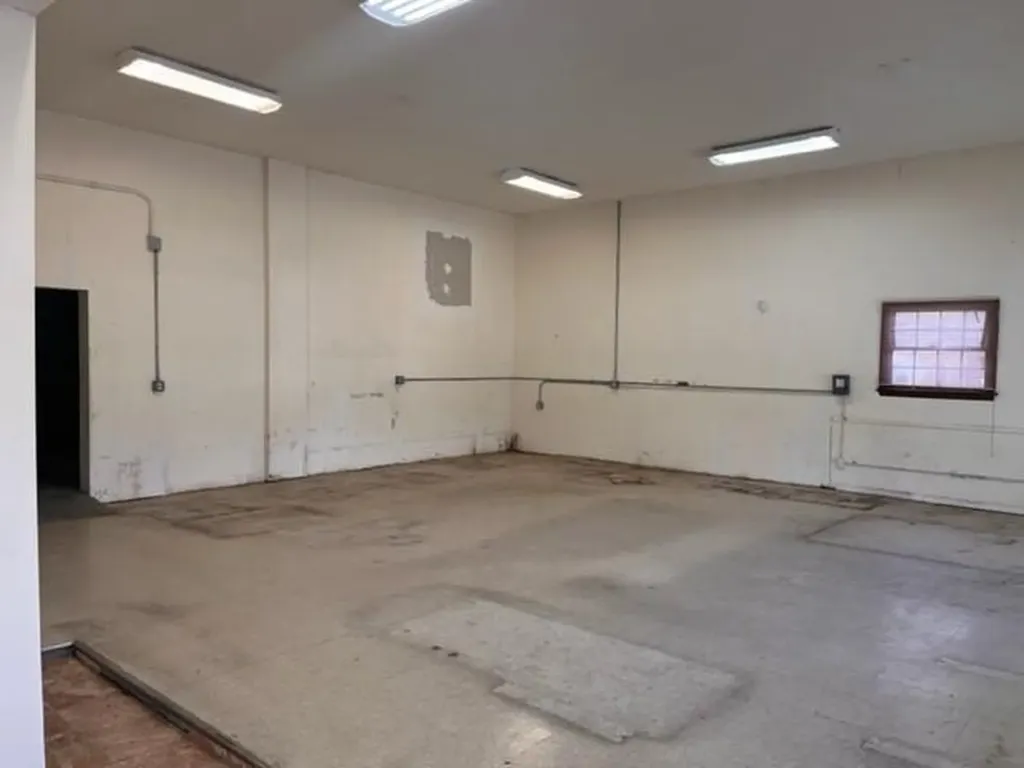 273 Route 17k Newburgh NY 12550