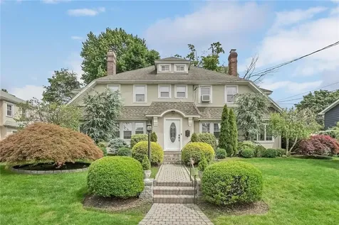 33 Moran Place New Rochelle NY 10801