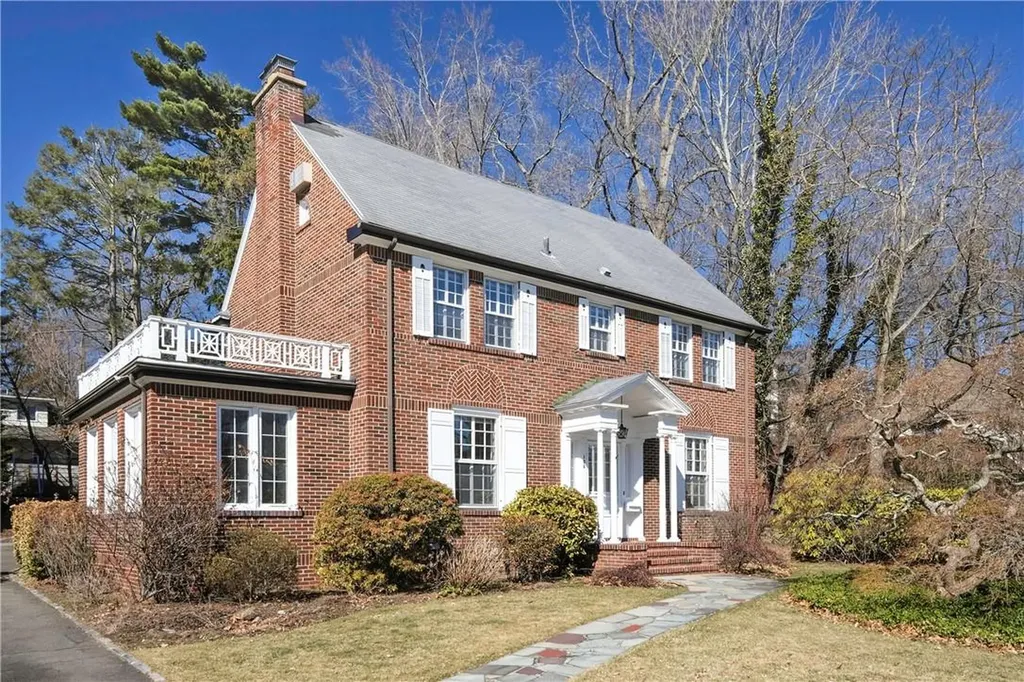 125 Brite Avenue Scarsdale NY 10583