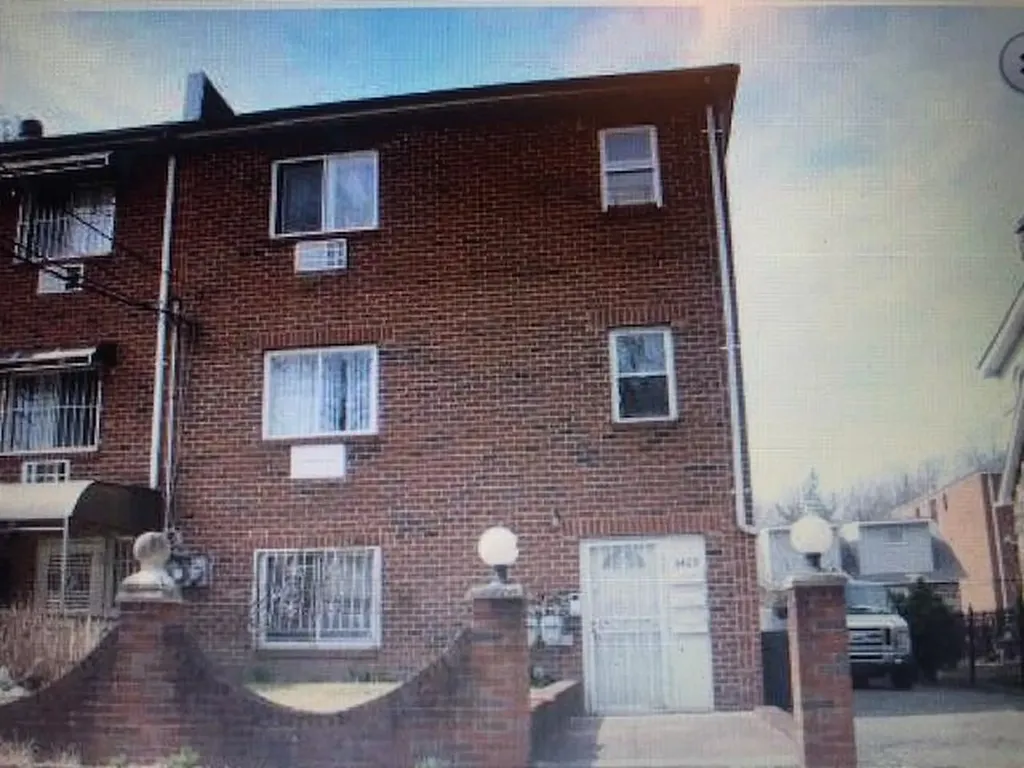 3429 Hunter Avenue Bronx NY 10475